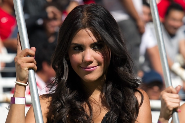 una-zaga-de-alucinantes-miradas-0