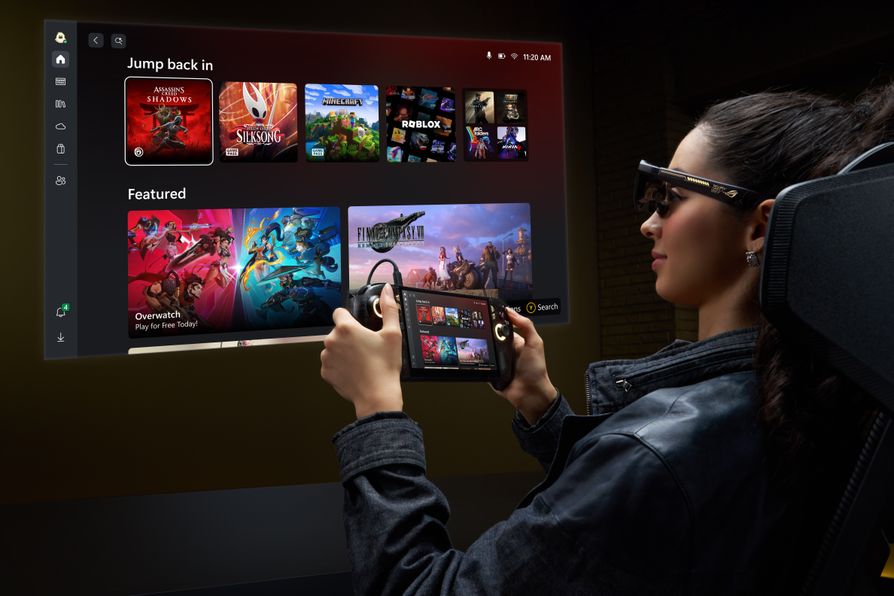 ROG XBOX Ally X20 OLED con chasis negro translúcido y detalles dorados, edición 20 aniversario ROG 2026