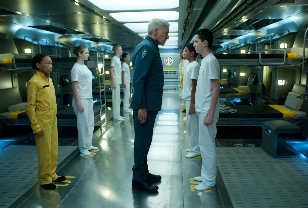 enders-game-harrison-ford-asa-butterfield1