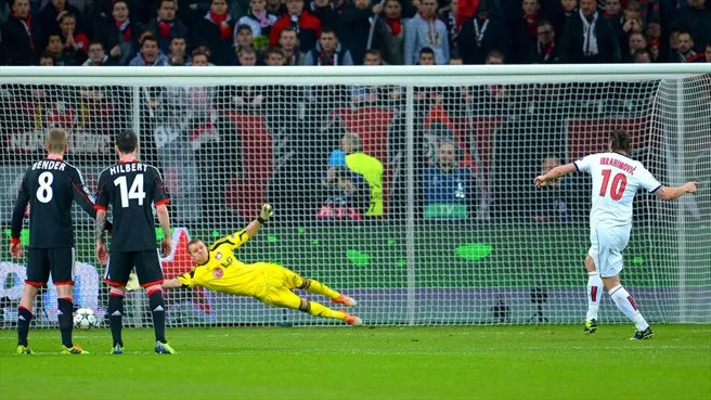 Zlatan brillo en el juego con un doblete    Imagen: UEFA