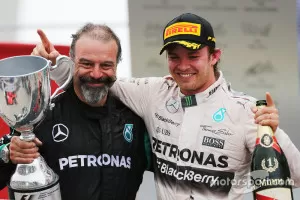 F1 Brazilian Gp 2015 James Waddell With Race Winner Nico Rosberg Mercedes Amg F1 W06