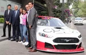 CONFERENCIA DE PRENSA NASCAR PARADE 1