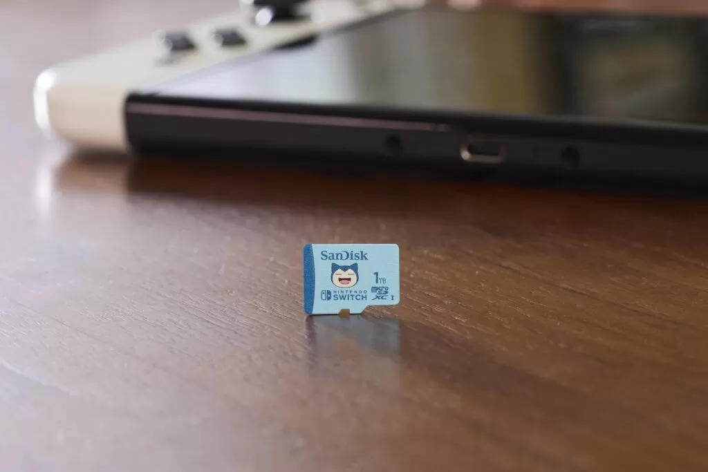 SanDisk Pokémon microSD snorlax